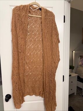 Open-Front Crochet Knit Cardigan in Camel